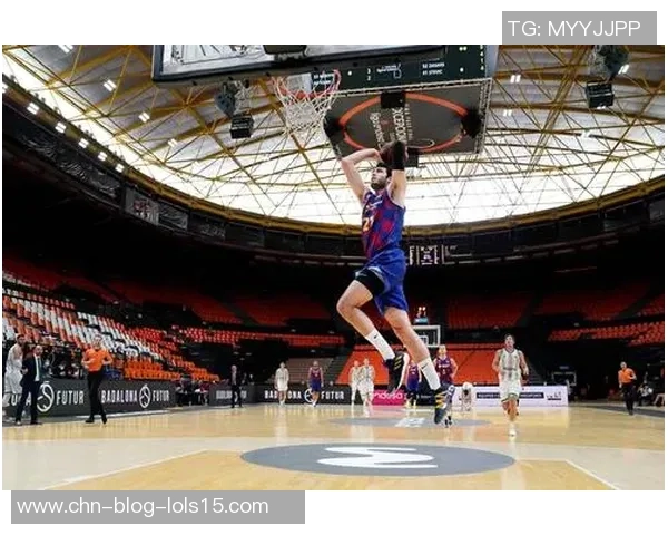 巴萨迎战巴斯克尼亚力争主场胜利展现球队实力与斗志